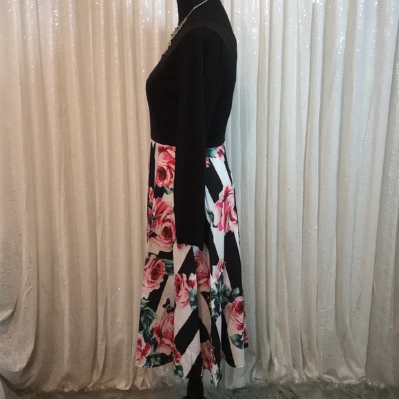 Vintage Floral Print Belted 1950s Dress - Picture 4 of 8